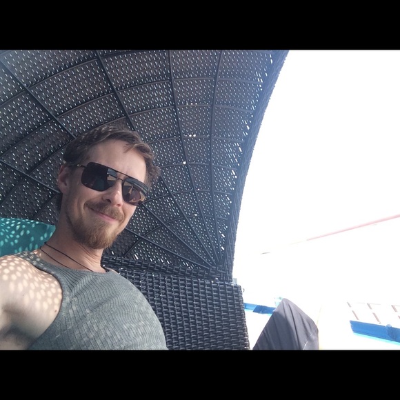 Meet your Posher, Bjon - Picture 2 of 2